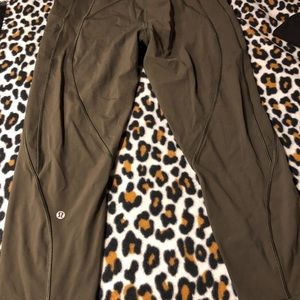 Lululemon Time to Sweat Crop Leggings 12